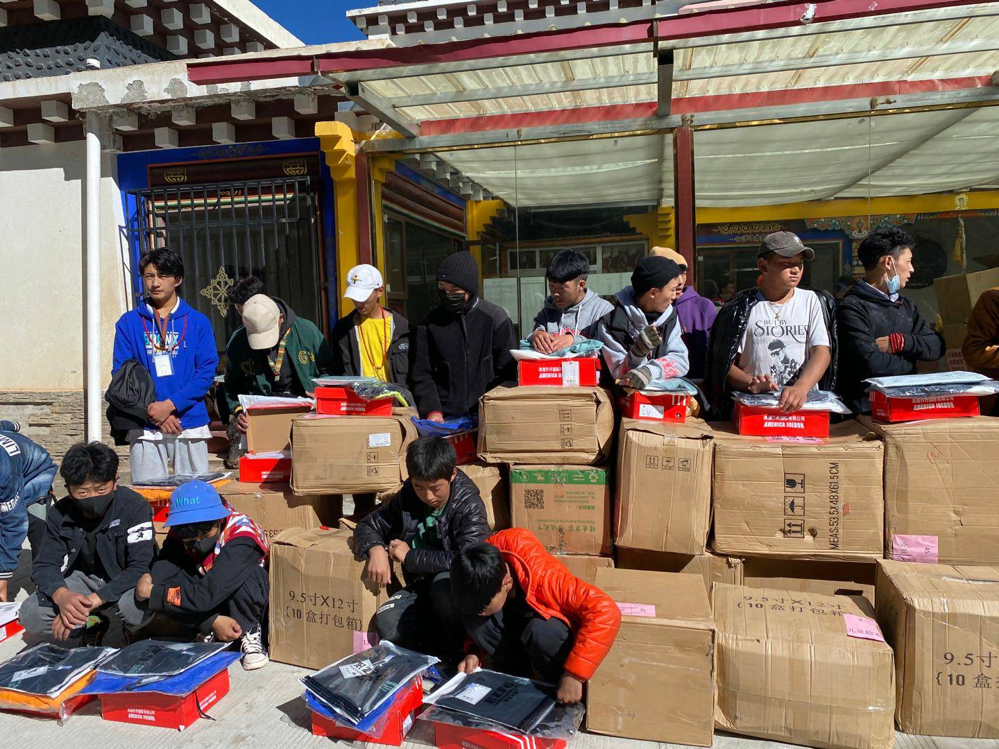爱游戏-中国一站式爱游戏体育服务最新官网公益回顾丨家国同欢月同圆 温暖满载甘孜州(图7)